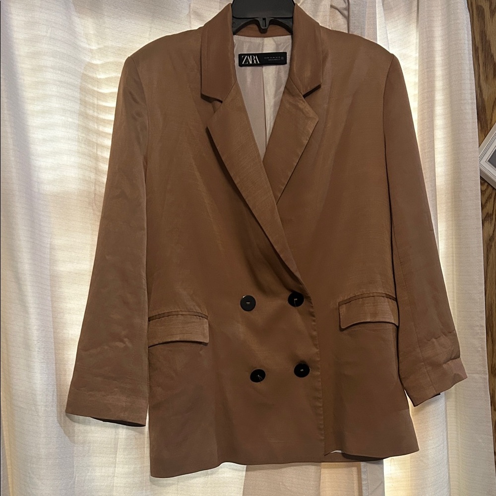 Zara Women's Tan Double-Breasted Blazer